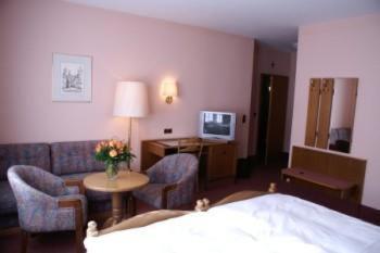 Michels Stern Hotel Marktbreit Room photo